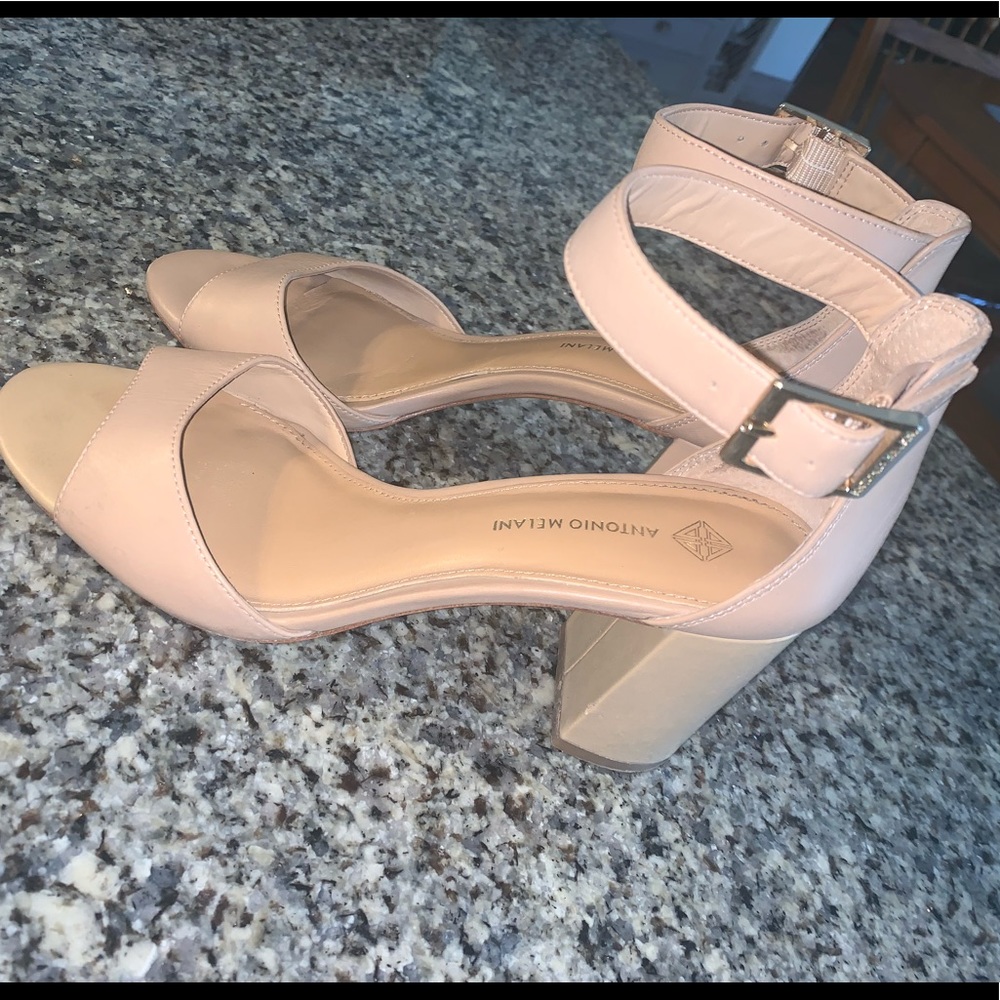 ANTONIO MELANI Tan Block Heels
